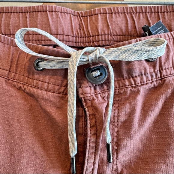 Vuori Women's Medium Ripstop Climber Pants Terracotta Pink Hiking Travel VW401 - Picture 4 of 14